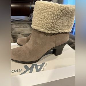 Anne Klein Short Winter Boots